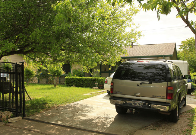 62 Duplexes in Austin, TX - Building Photo - Building Photo