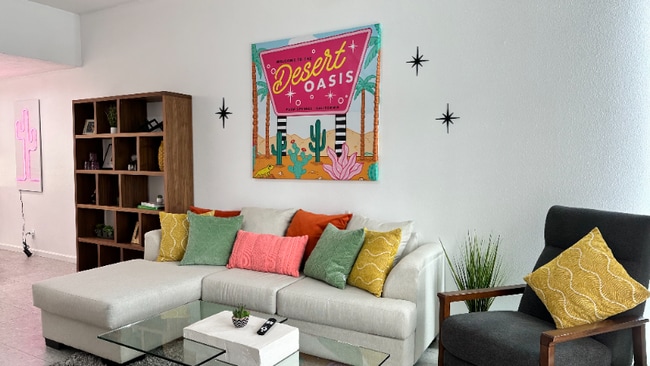 2303 Los Patos Dr in Palm Springs, CA - Building Photo - Building Photo