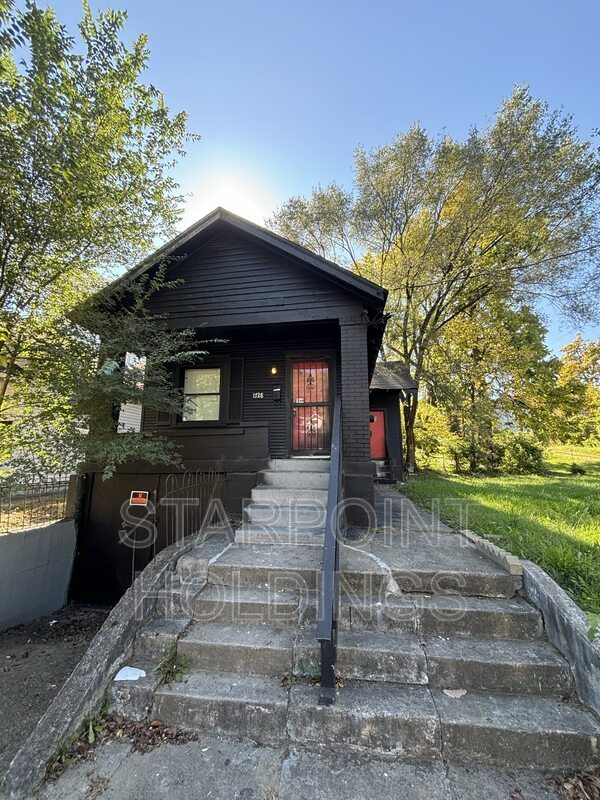 property at 1728 Wilson Ave