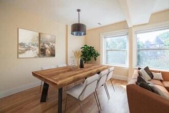 1454 N Pennsylvania St, Unit B in Denver, CO - Foto de edificio - Building Photo