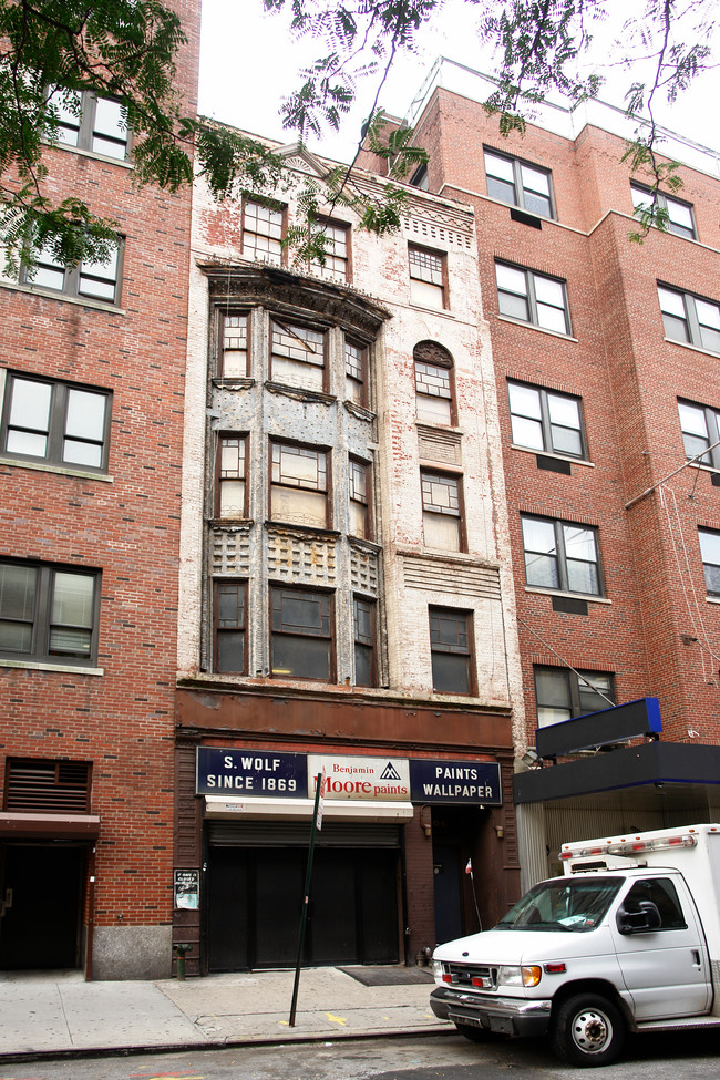 406 W 52nd St in New York, NY - Building Photo - Building Photo