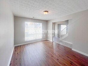 627 Stonemill Manor in Lithonia, GA - Building Photo - Building Photo