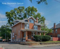 186 Chittenden Ave in Columbus, OH - Building Photo