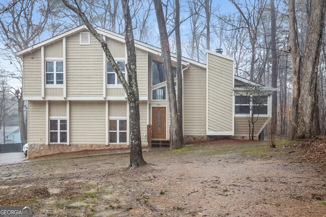 property at 2210 Brookstone Dr