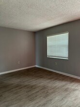 504 S Westgate Ave in Lakeland, FL - Foto de edificio - Building Photo