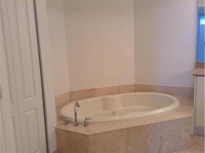 191 SE 20th Ave-Unit -614 in Deerfield Beach, FL - Building Photo - Building Photo