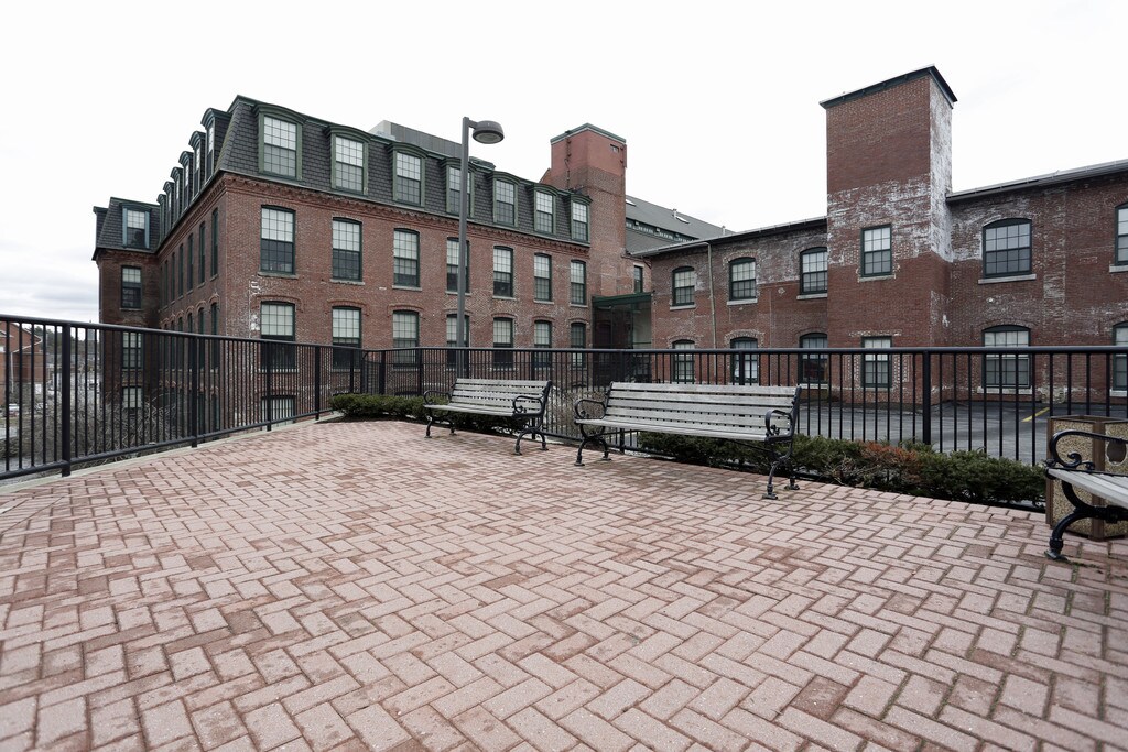 Mill Falls Methuen, MA Apartments