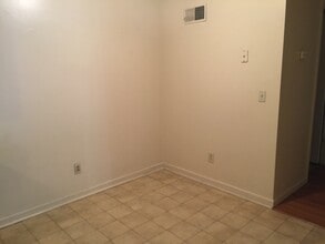 112 Robinwood Dr in Greenville, KY - Building Photo - Building Photo