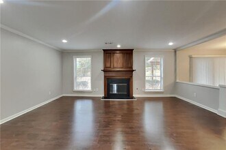 13040 Carriage Park Ln in Duluth, GA - Building Photo - Building Photo
