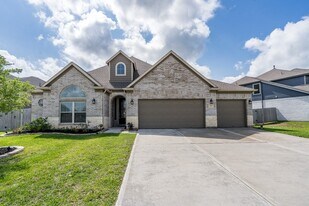 204 Upland Dr in Waller, TX - Building Photo