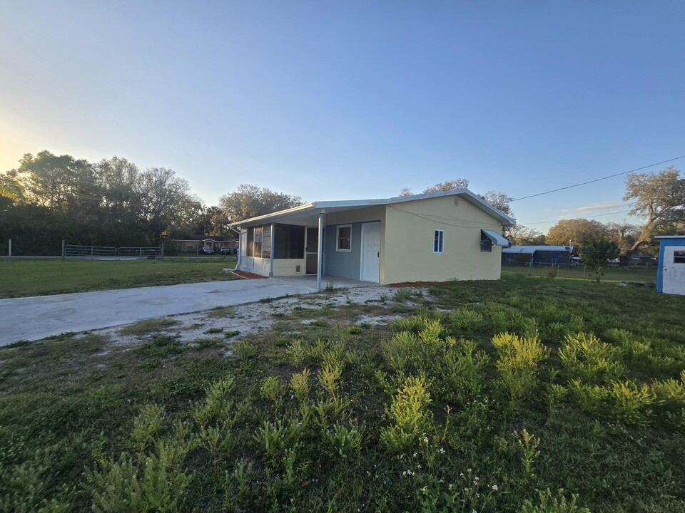 3751 NW 36th St in Okeechobee, FL - Building Photo
