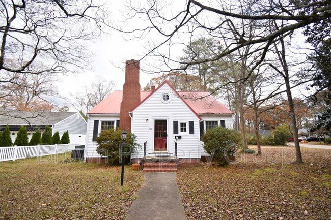 property at 702 Poole Dr