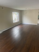 70 Bayview Ave in Staten Island, NY - Building Photo - Building Photo