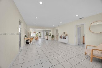8230 SW 63rd Pl in Miami, FL - Building Photo - Building Photo