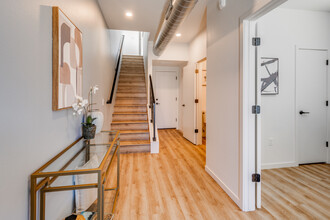 Granary Townhomes in Longmont, CO - Building Photo - Interior Photo