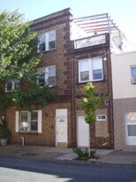 1248 Federal St, Unit Unit D in Philadelphia, PA - Building Photo