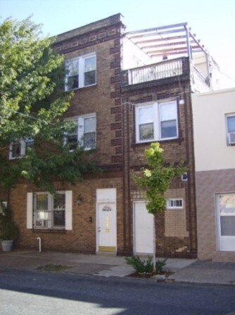 1248 Federal St, Unit Unit D in Philadelphia, PA - Building Photo