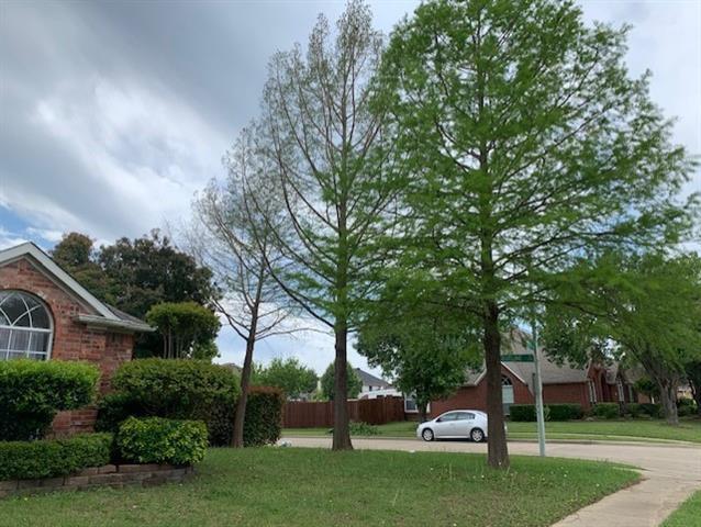 2210 Meredith Ln in Garland, TX - Building Photo - Building Photo