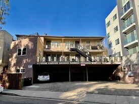 12125 Valleyheart Dr in Studio City, CA - Building Photo