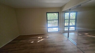 7777 W 91st St in Los Angeles, CA - Building Photo - Building Photo