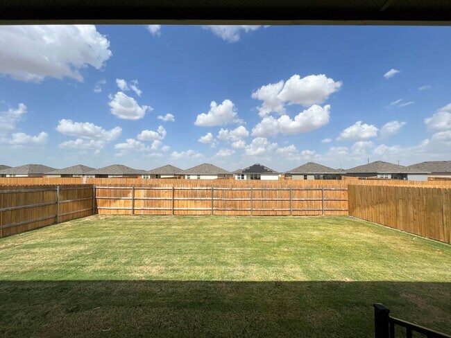 544 Taggart Trail in Jarrell, TX - Building Photo - Building Photo