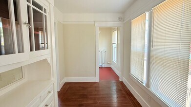 3242 Briggs Ave in Alameda, CA - Foto de edificio - Building Photo