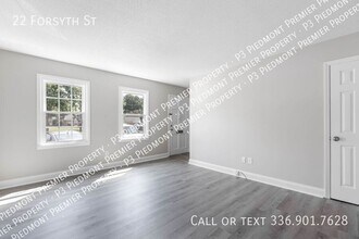 22 Forsyth St in Thomasville, NC - Building Photo - Building Photo
