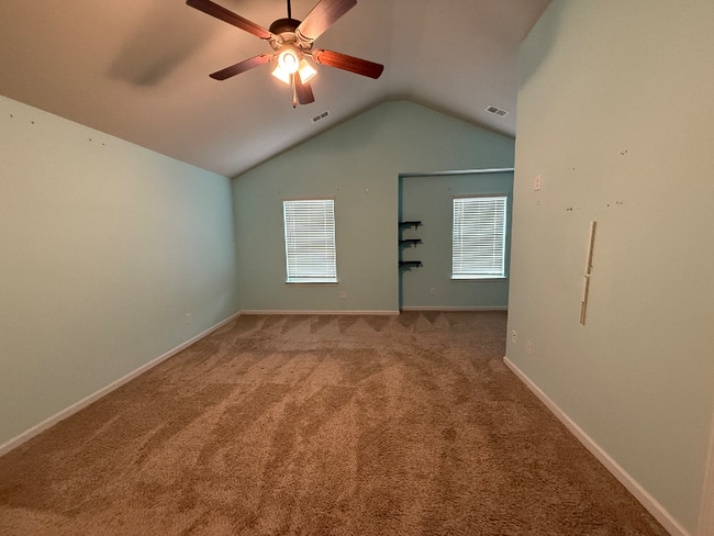 1050 Mcconaughy Ct in Mcdonough, GA - Foto de edificio - Building Photo