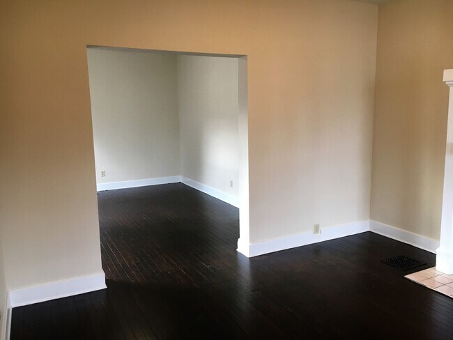 127-129 E Hudson St-Unit -129 in Columbus, OH - Building Photo - Building Photo