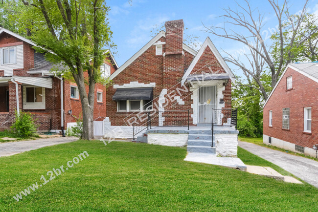 6213 Creston Ave photo'