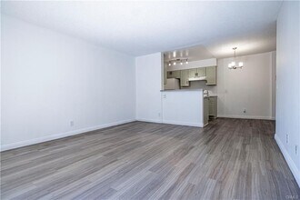 20234 Cantara St, Unit 269 in Los Angeles, CA - Building Photo - Building Photo