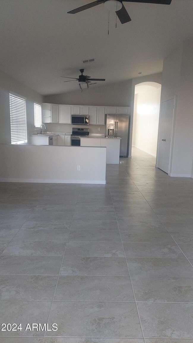 13400 W Ventura St in Surprise, AZ - Building Photo - Building Photo
