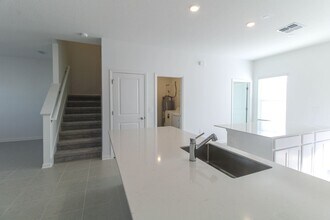 2278 White Buffalo St in Apopka, FL - Building Photo - Building Photo