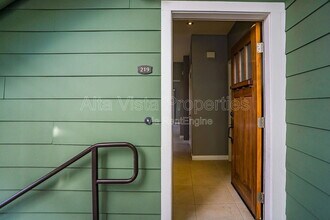 3825 First Ave. in San Diego, CA - Building Photo - Building Photo