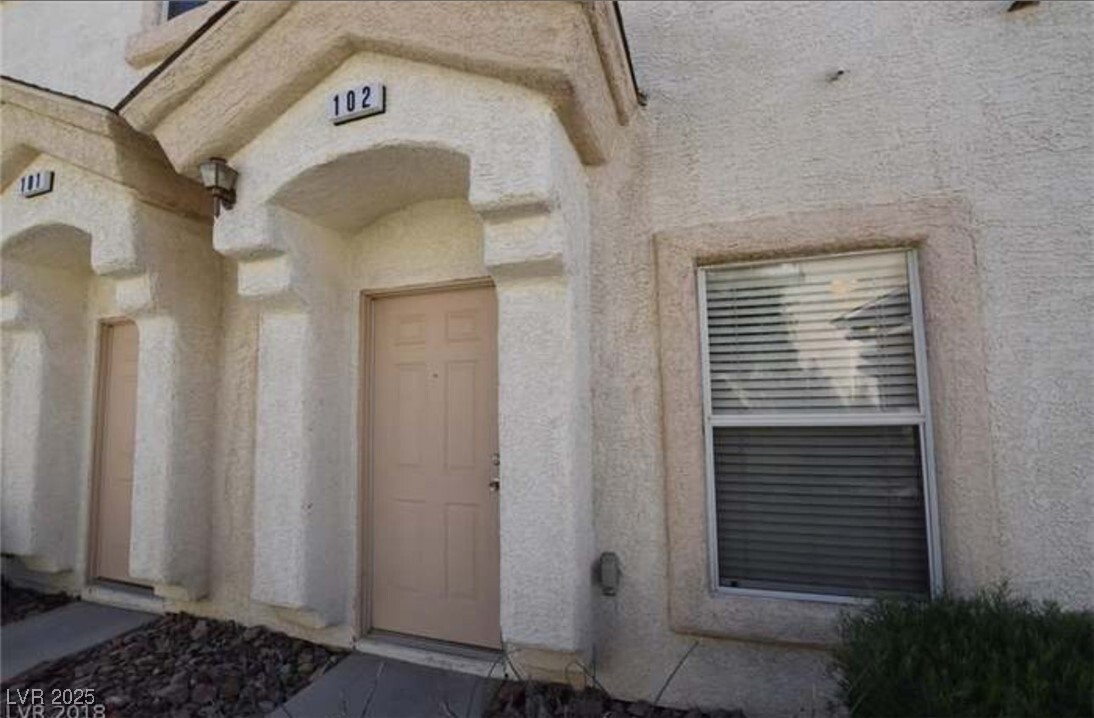 6418 Rusticated Stone Ave in Henderson, NV - Building Photo