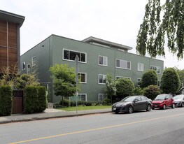 1480 Arbutus St in Vancouver, BC - Building Photo