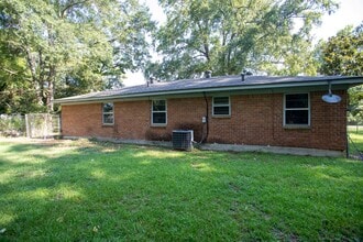 2904 McLeod St in Monroe, LA - Building Photo - Building Photo