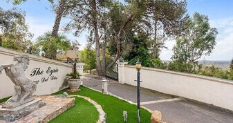 7722 Rancho Santa Fe View Ct in Rancho Santa Fe, CA - Building Photo