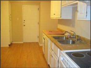 5580 Wolf Rd in Western Springs, IL - Building Photo - Building Photo