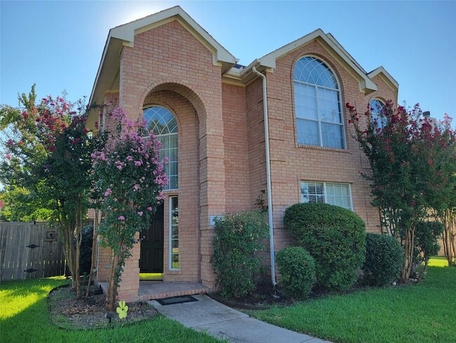 7020 Goldenrod Dr, Unit 21 in Plano, TX - Building Photo - Building Photo