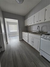 57 Esplanade Dr in Miami Springs, FL - Building Photo - Building Photo