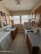 2056 Post St in Jacksonville, FL - Building Photo - Building Photo