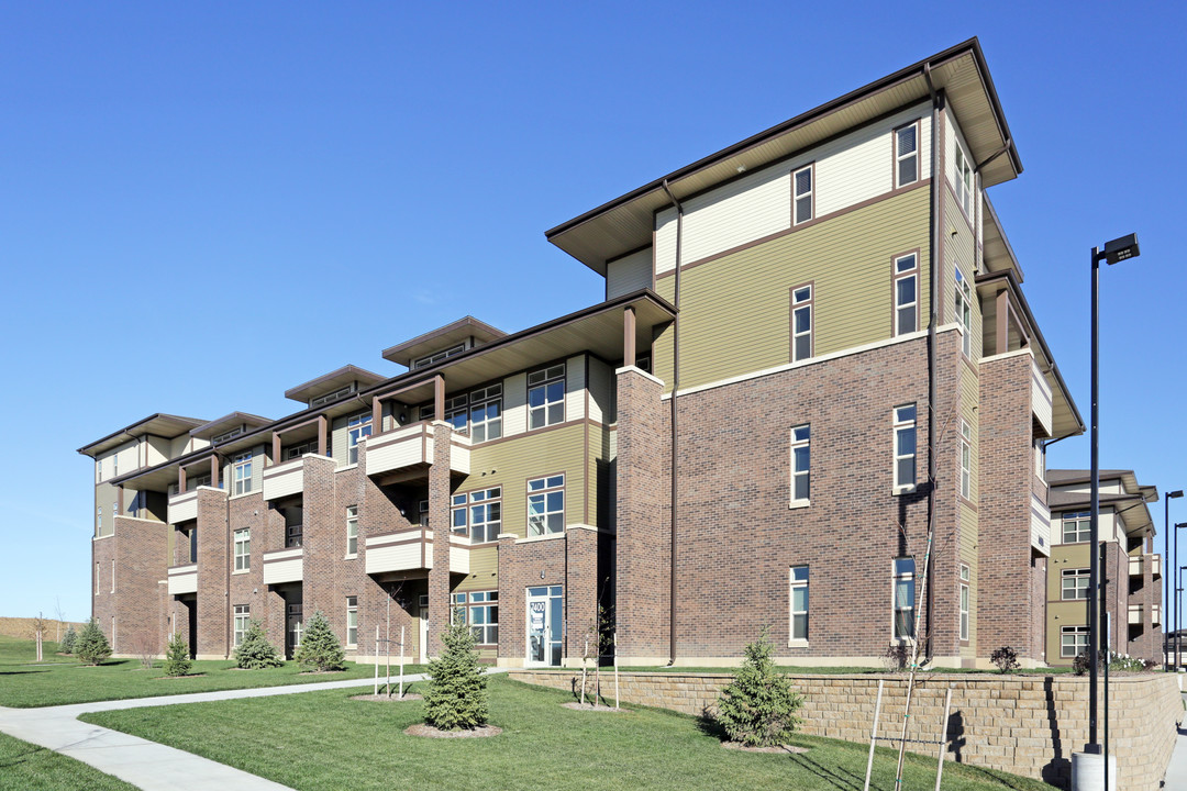 Brookside Apartments at Fallbrook in Lincoln, NE - Building Photo