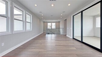 217 Stage in Irvine, CA - Building Photo