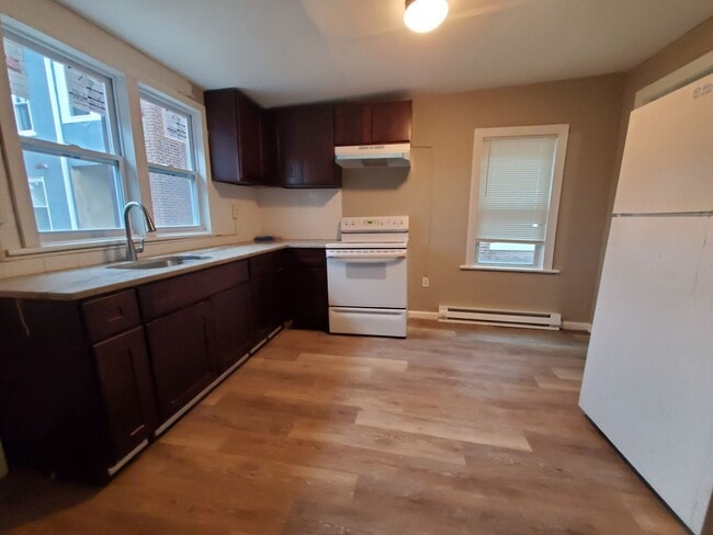 209 N Eighth St in Allentown, PA - Building Photo - Building Photo