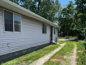 4311 E 30th St in Indianapolis, IN - Building Photo - Building Photo