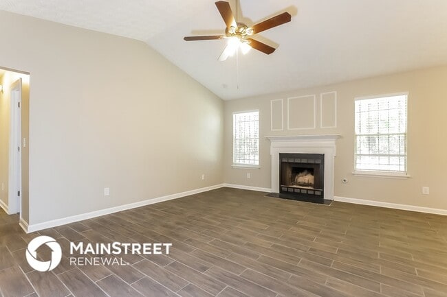 6730 Greenbower Ln in College Park, GA - Foto de edificio - Building Photo