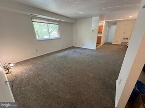 11901 Tarragon Rd in Reisterstown, MD - Building Photo - Building Photo