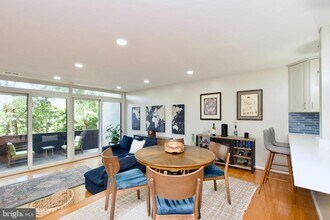 2204 S Quincy St in Arlington, VA - Building Photo - Building Photo