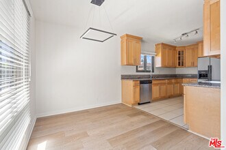 8630 Falmouth Ave in Los Angeles, CA - Building Photo - Building Photo